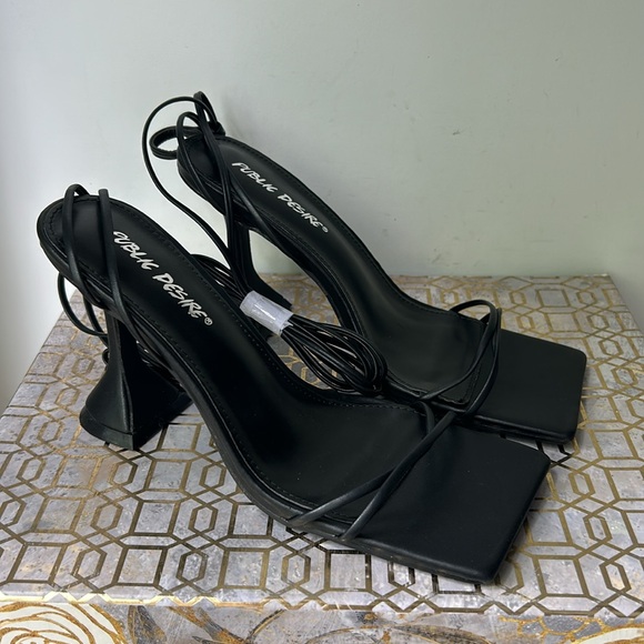 NEW Dolls Kill Public Desire Square Toe Lace Up Heels Women's size 7 - Picture 4 of 8